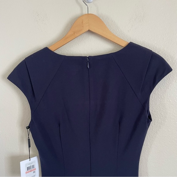 Calvin Klein Sheath Dress Gathered Side Detail Navy Size 2 NWT - Picture 3 of 11